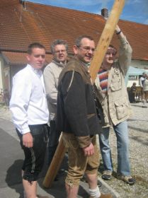 Maibaum UZB 2008 051.JPG